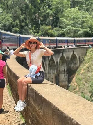 Элла и слоновый питомник Удавалаве