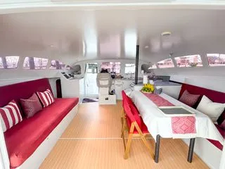 Hot Chilli 38 ft.